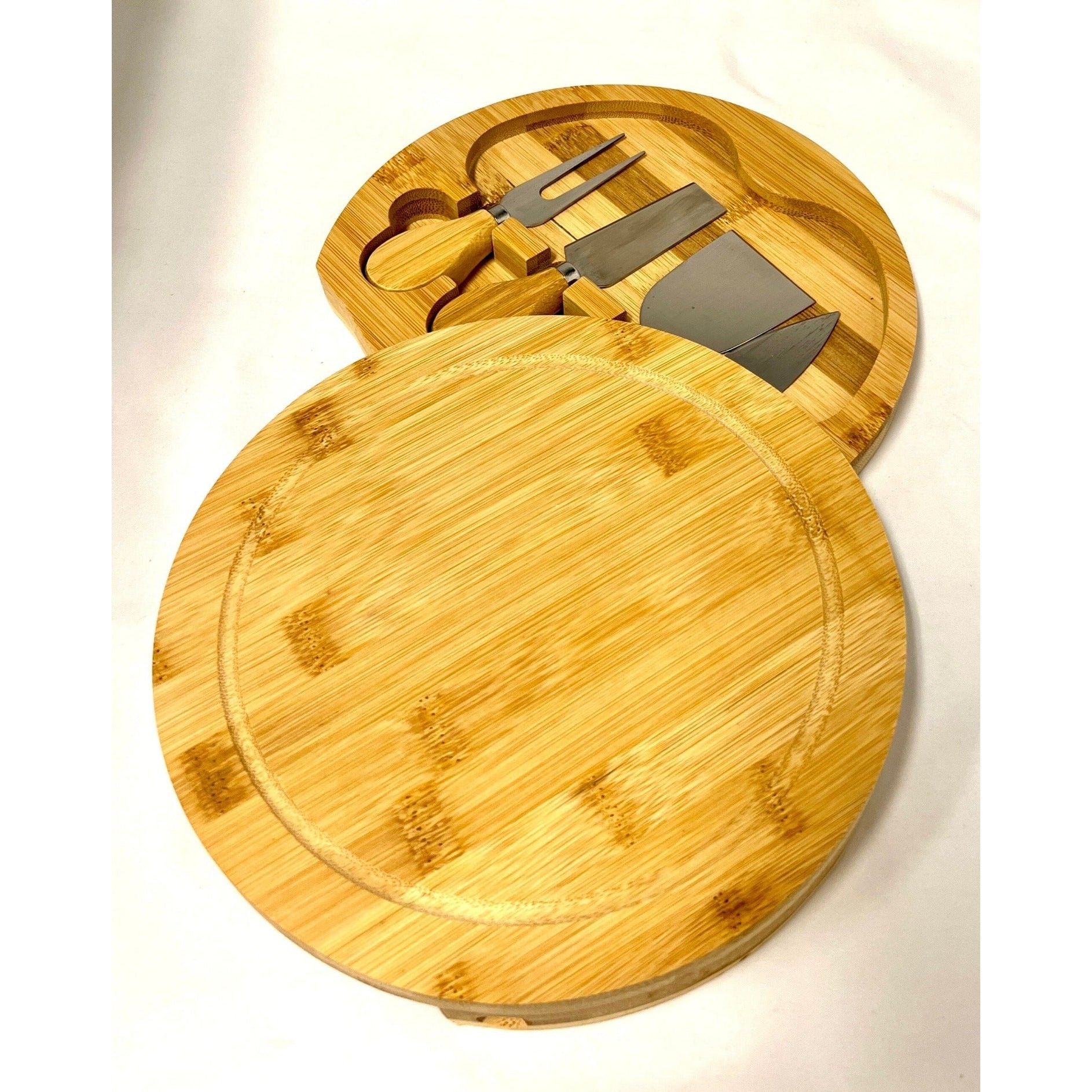 https://hhplift.com/cdn/shop/products/Cutting_Board_2.jpg?v=1691018355